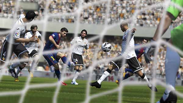 What is the difference between the FIFA 14 Editions?